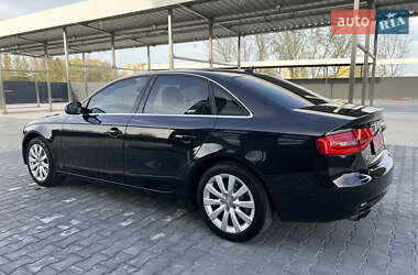 Седан Audi A4 2013 в 