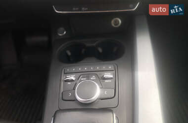 Универсал Audi A4 2016 в 