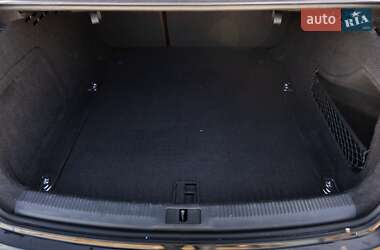 Седан Audi A4 2012 в 
