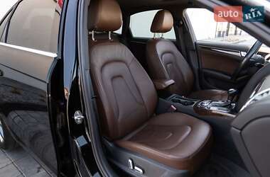 Седан Audi A4 2012 в 
