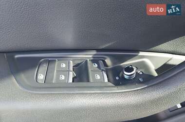 Седан Audi A4 2017 в 