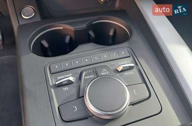 Седан Audi A4 2017 в 