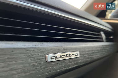 Седан Audi A4 2017 в 