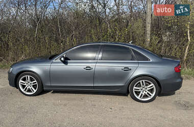 Седан Audi A4 2012 в 