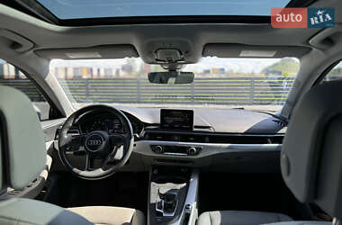 Седан Audi A4 2018 в 