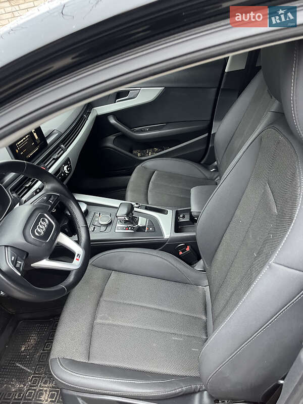 Универсал Audi A4 2016 в Умани