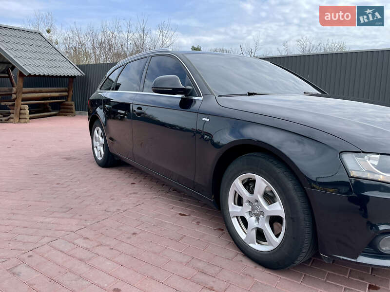 Универсал Audi A4 2009 в Сарнах