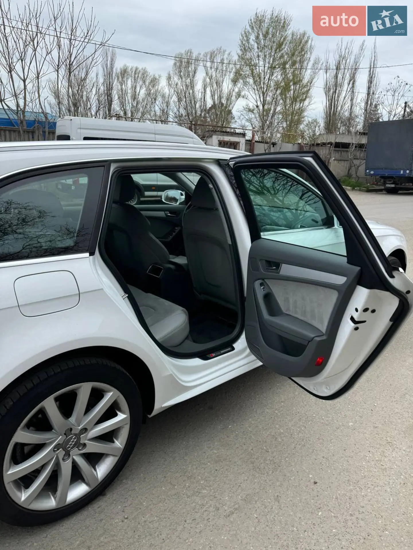 2015 Audi A4 - мініатюра 31