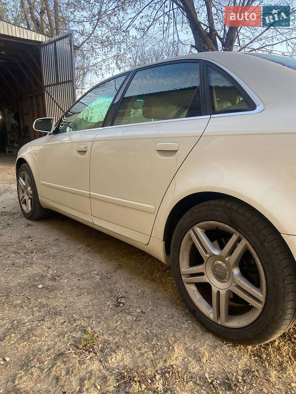 Седан Audi A4 2005 в Одесі