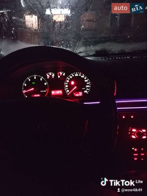 Седан Audi A4 2000 в Луцке