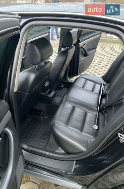 Седан Audi A4 2003 в 