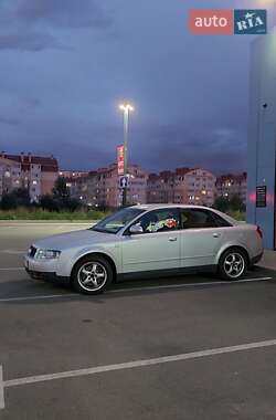 Седан Audi A4 2002 в 