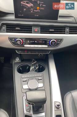 Седан Audi A4 2016 в Львове