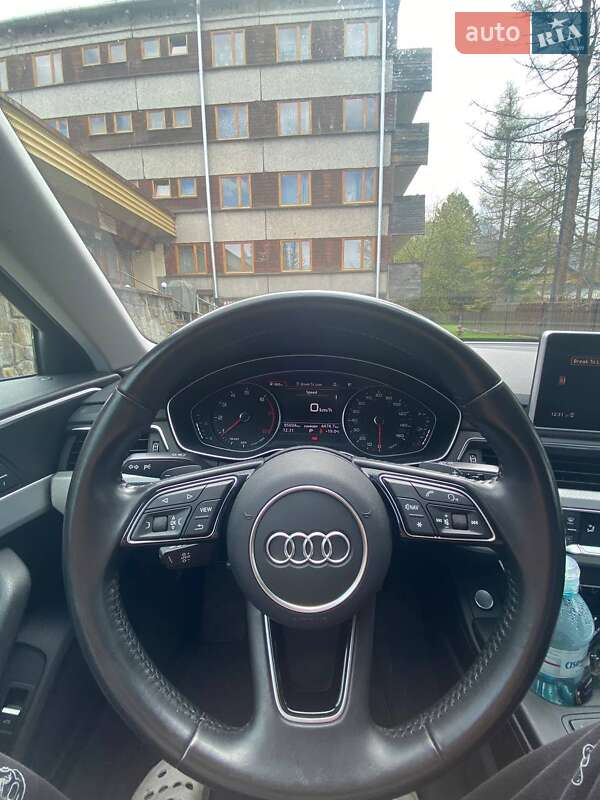 Седан Audi A4 2016 в Львове