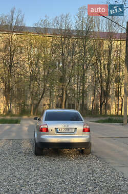 Седан Audi A4 2003 в 