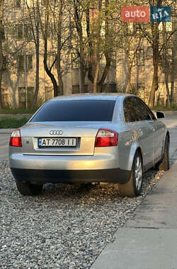 Седан Audi A4 2003 в 