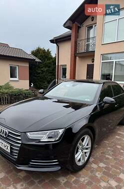 Седан Audi A4 2017 в 