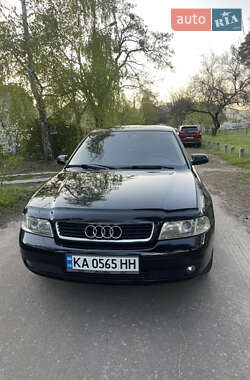 Седан Audi A4 1999 в 