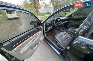 Седан Audi A4 1999 в 