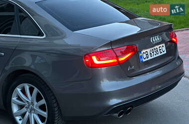 Седан Audi A4 2013 в 