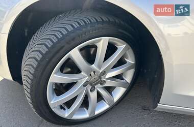 Седан Audi A4 2014 в 