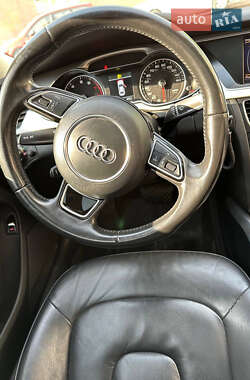 Седан Audi A4 2015 в 