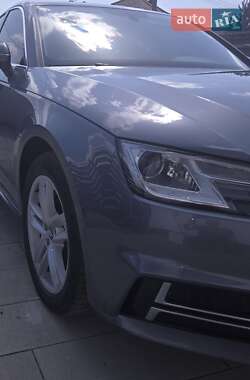 Седан Audi A4 2016 в 