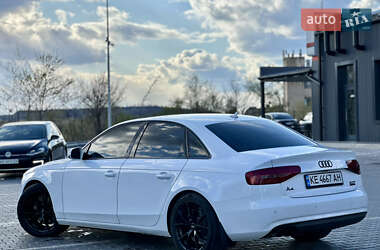 Седан Audi A4 2012 в 