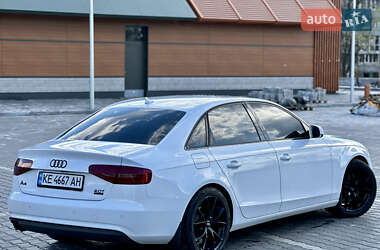Седан Audi A4 2012 в 