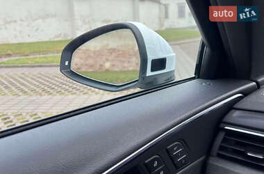 Седан Audi A4 2017 в 