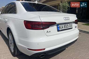 Седан Audi A4 2015 в 