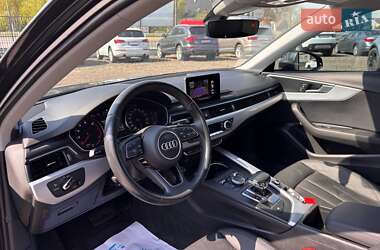 Седан Audi A4 2018 в 