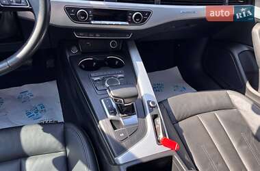 Седан Audi A4 2018 в 