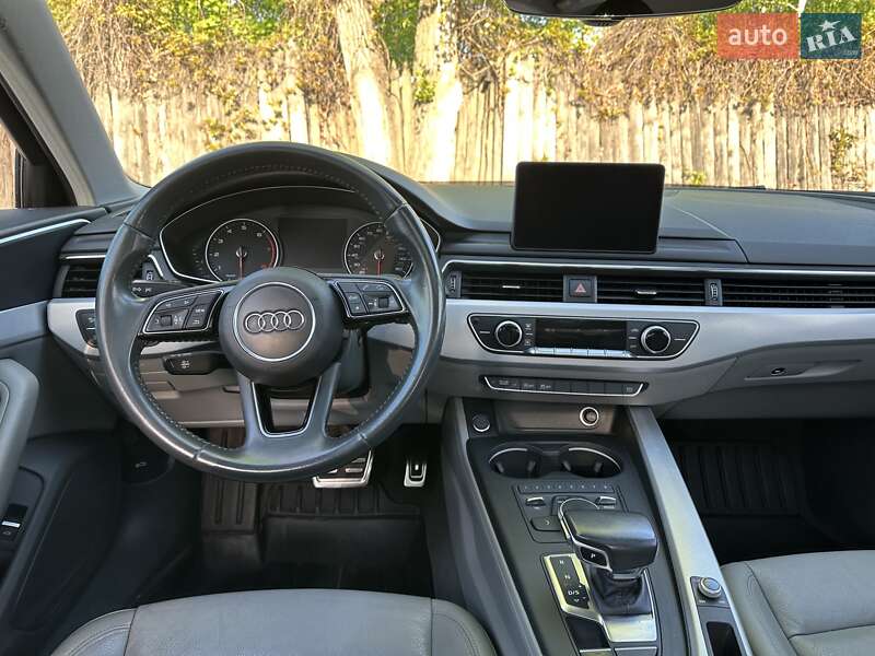 Седан Audi A4 2017 в Днепре