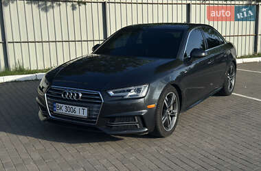 Седан Audi A4 2017 в 