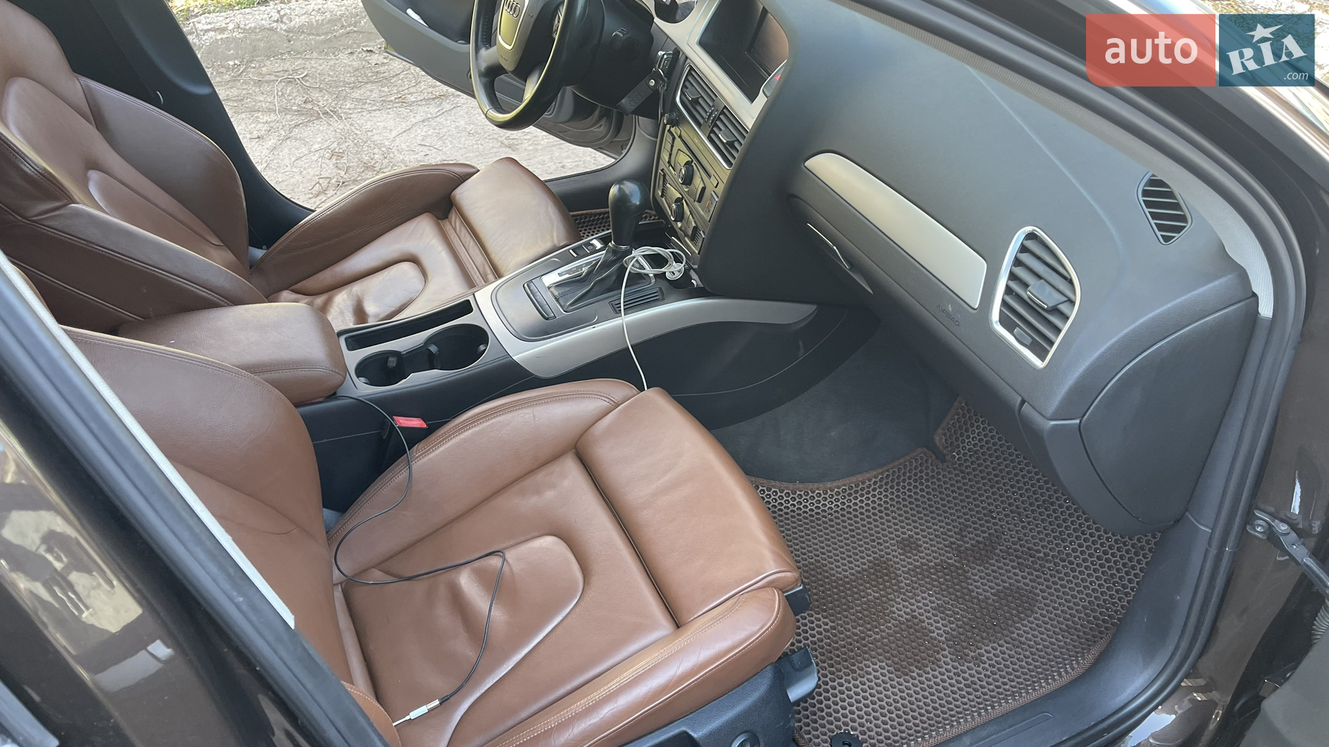 2011 Audi A4 - мініатюра 15