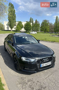 Седан Audi A4 2012 в 