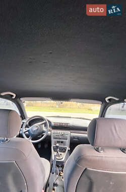 Седан Audi A4 1998 в 