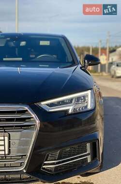Седан Audi A4 2019 в 