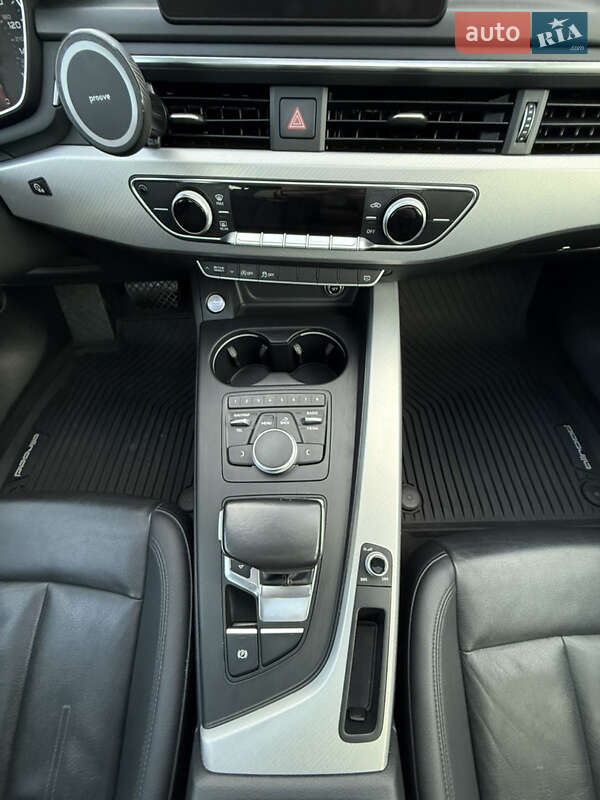 Седан Audi A4 2016 в Днепре