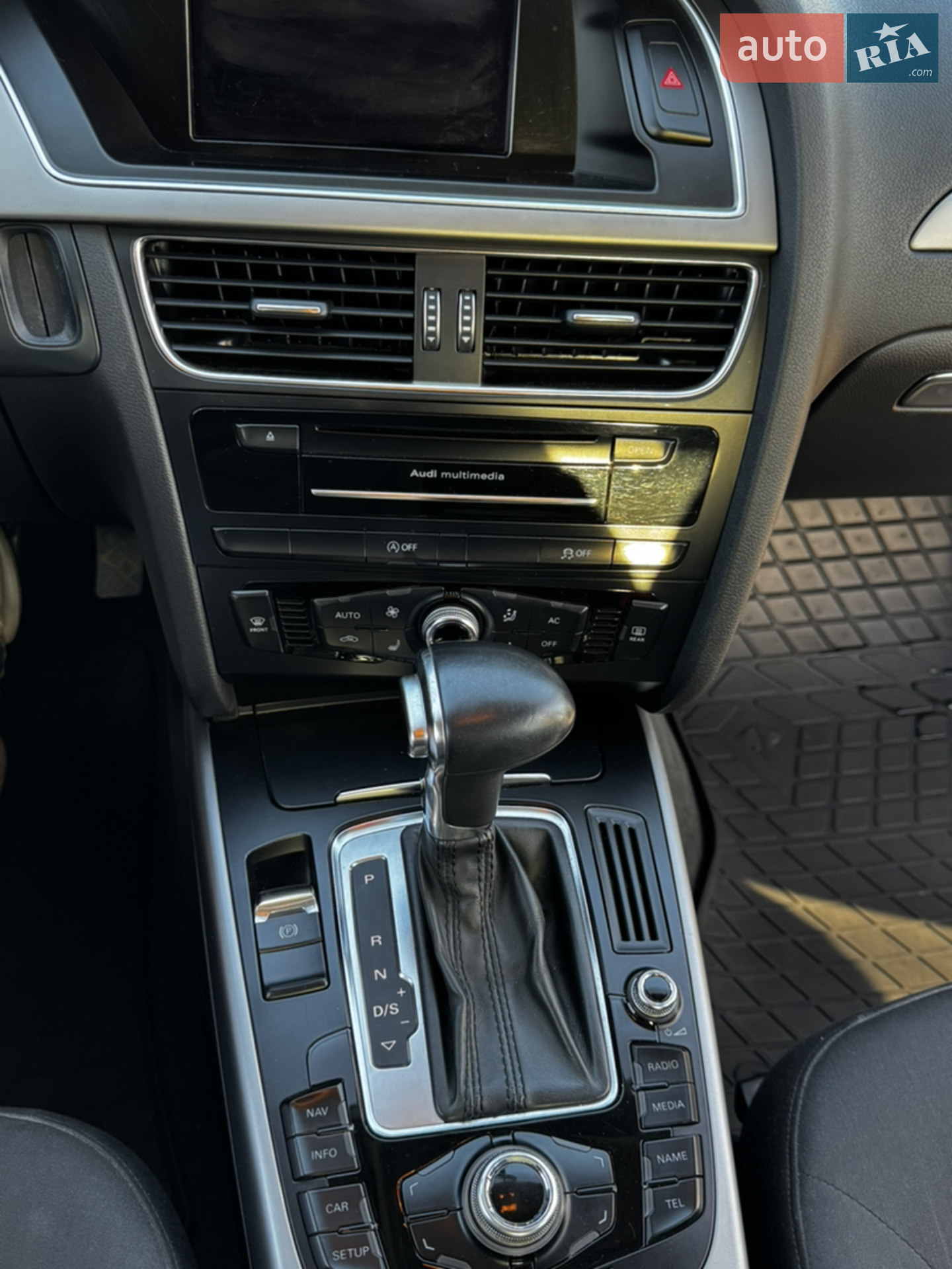 2012 Audi A4 - мініатюра 19