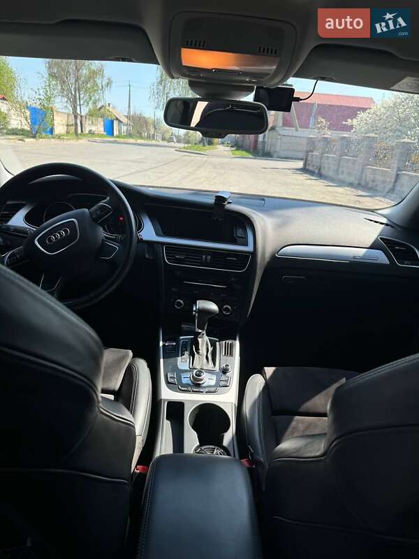 Універсал Audi A4 2015 в Звягелі