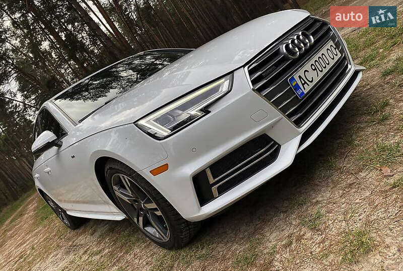 Седан Audi A4 2017 в Ровно