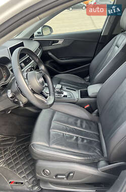 Седан Audi A4 2016 в 