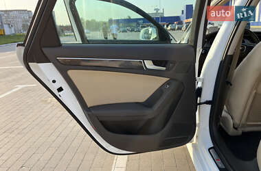 Седан Audi A4 2013 в 