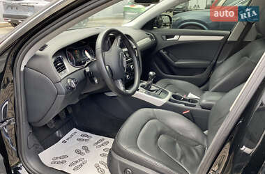 Седан Audi A4 2012 в 