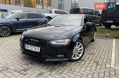 Седан Audi A4 2012 в 