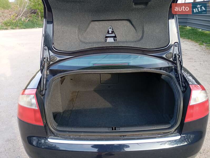 Седан Audi A4 2001 в Тернополе