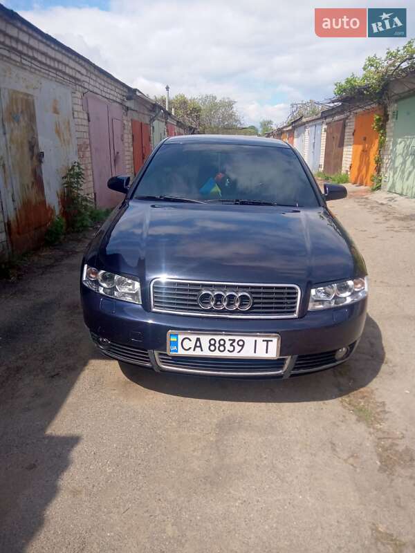 Седан Audi A4 2001 в Черкассах