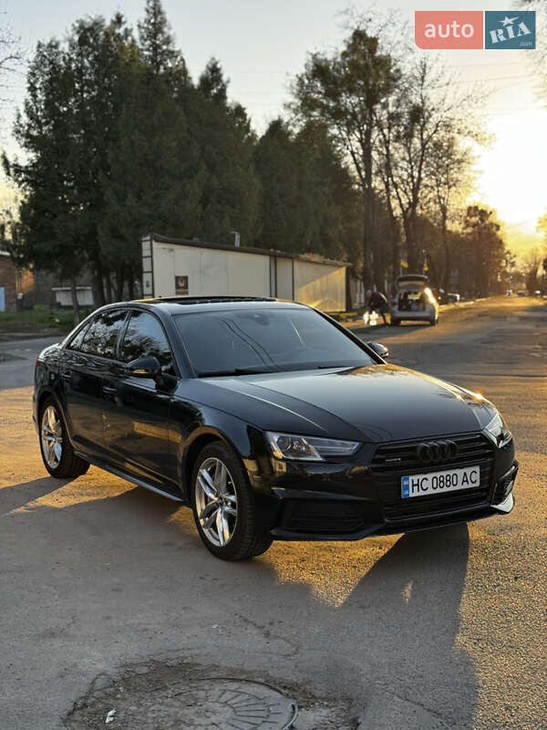 Седан Audi A4 2017 в 